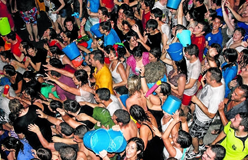 El Gobierno otorga a la ‘Carrera del Agua’ de Lanjarón (Granada) la distinción de Fiesta de Interés Turístico Nacional