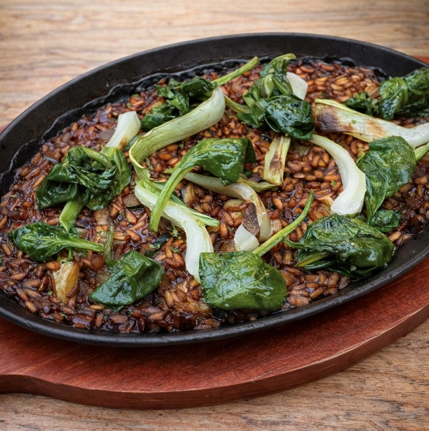KOMA inicia una nueva etapa con Álex Marugán al frente de una cocina de brasas y producto serrano