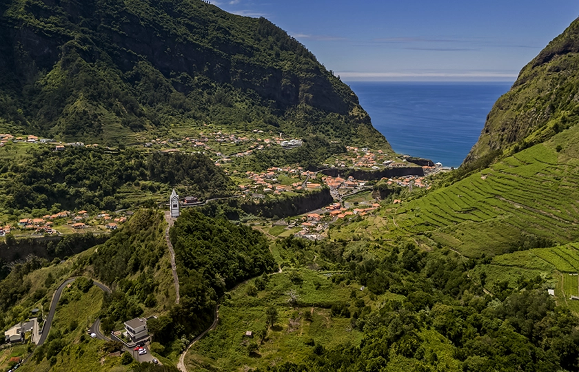 Madeira refuerza su conectividad con España con vuelos directos durante el verano.