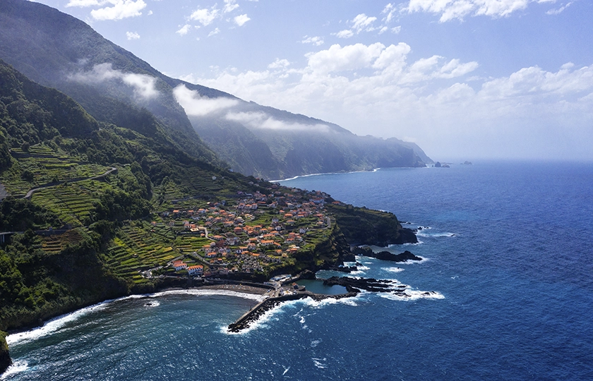 Madeira refuerza su conectividad con España con vuelos directos durante el verano.