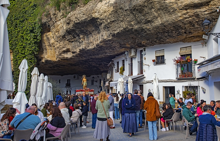 WHITE VILLAGES OF THE CÁDIZ MOUNTAINS