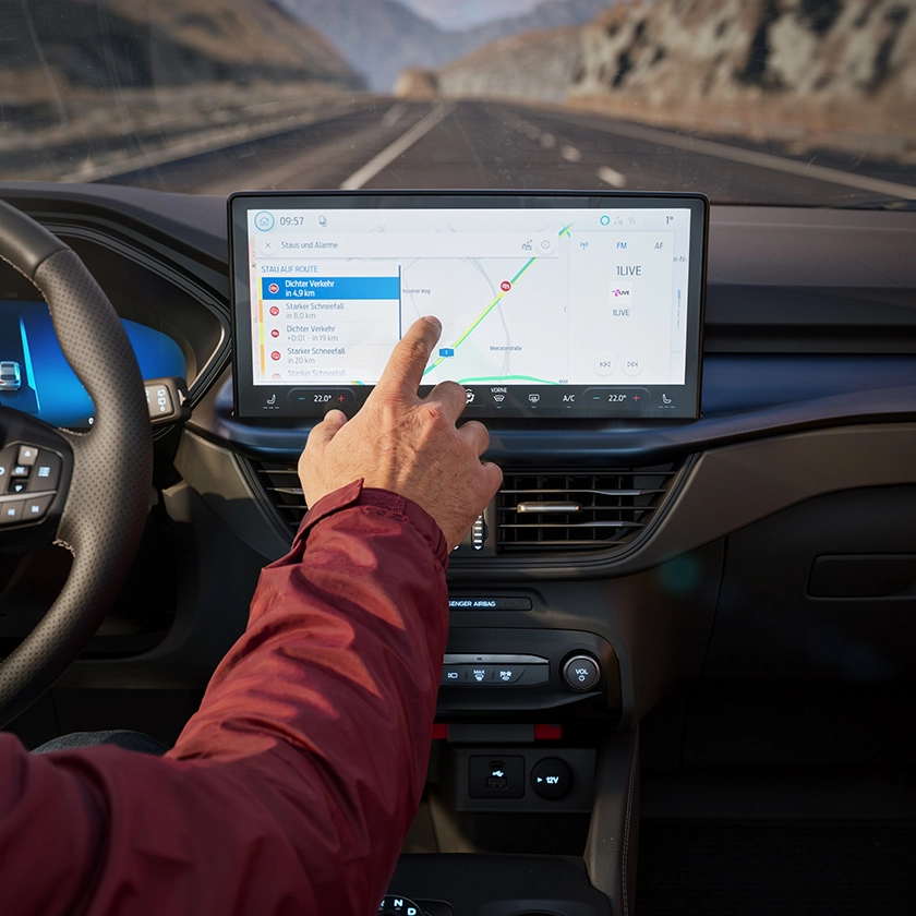 El nuevo Ford Kuga hace historia: primer coche fabricado en España con tecnología de conducción sin manos BlueCruise