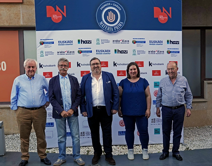 Se entregan los IV Premios ‘Materia Prima’ a los mejores productos del País Vasco con una cena de gala repleta de ganadores en Vitoria-Gasteiz