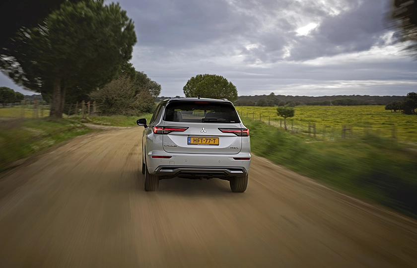 Mitsubishi Outlander PHEV