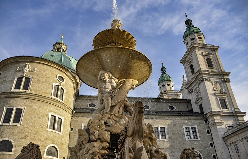 Residenzbrunnen (Residence Fountain) ith the Residence in the background