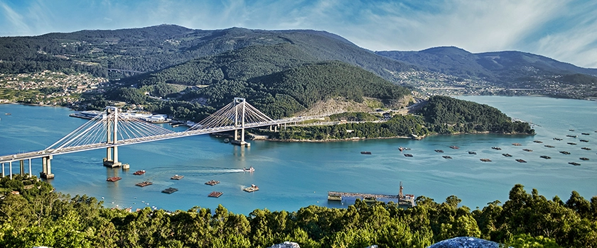 Vigo, a glimmer by the sea
