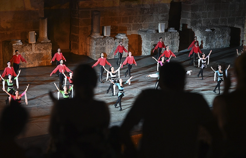 El espectáculo de las artes escénicas regresa a las ciudades antiguas de Türkiye
