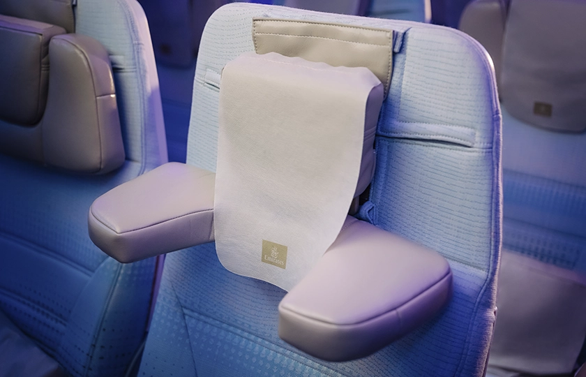 Emirates redefine los viajes en Economy Class con el primer reposacabezas U-Dream del mundo