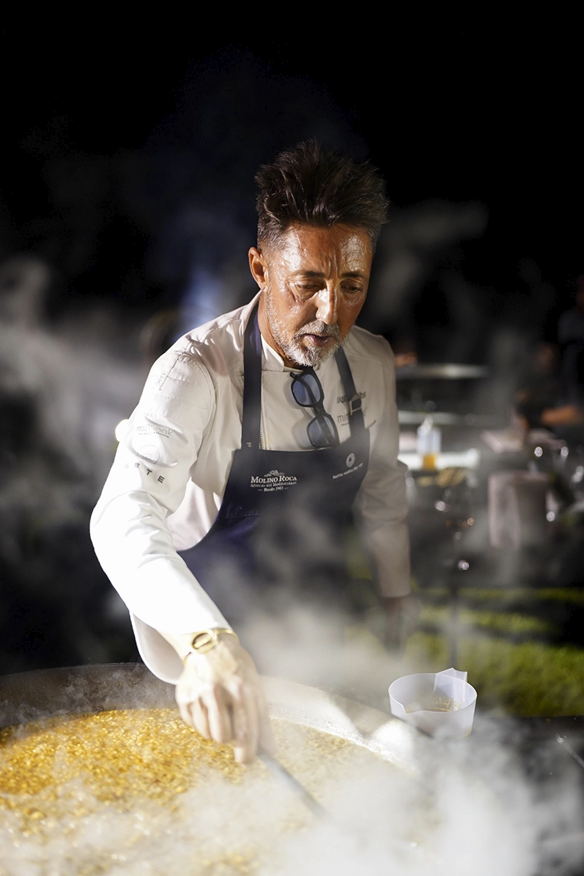 El rey del arroz valenciano, Edu Torres, desembarca en Mar de Sazzon