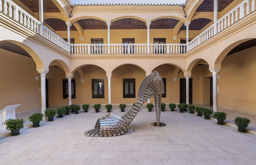 Joana Vasconcelos. Transfiguración