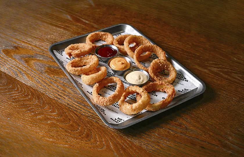New York Burger estrena la Golden Hour y la 4ª cerveza viene con picoteo
