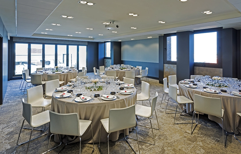 Novotel Madrid Center: Confort y estilo en el corazón de Madrid