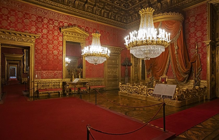 UN PALACIO QUE ES PURO ESPLENDOR Y OPULENCIA