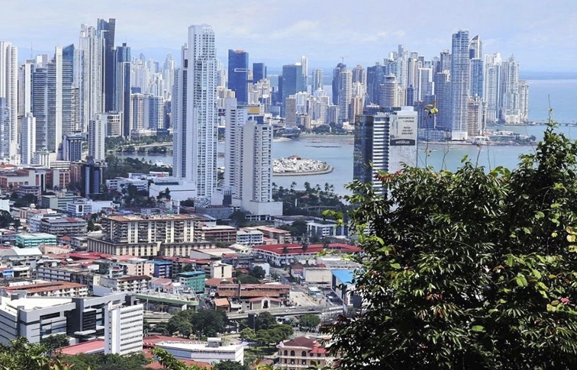 Panamá ofrece protección médica gratuita durante diez días