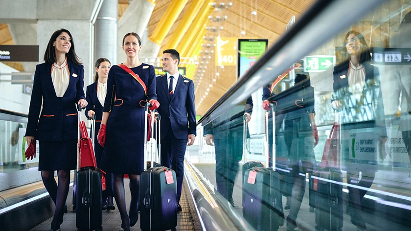 Iberia conmemora el 80 aniversario de las primeras tripulantes de cabina de pasajeros en España
