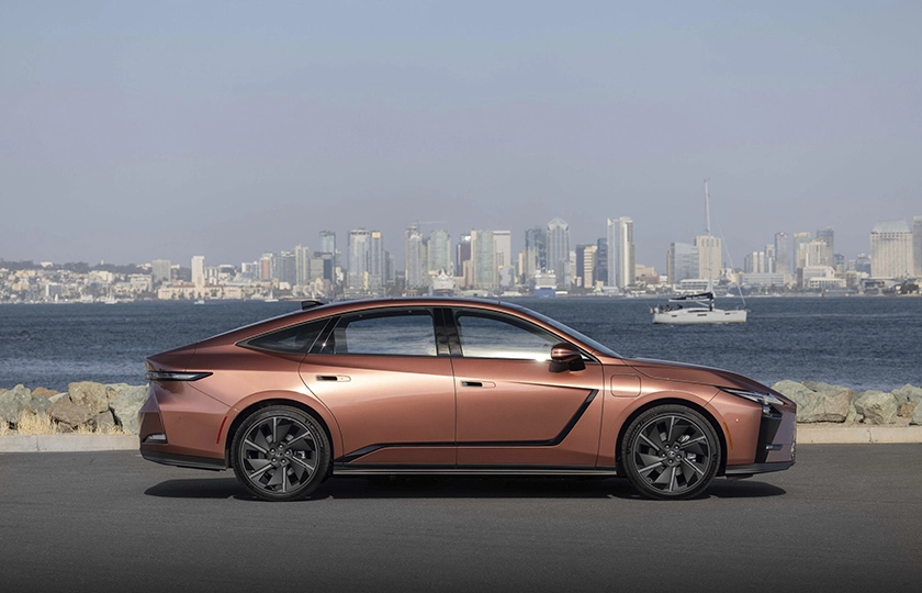 Lexus ES